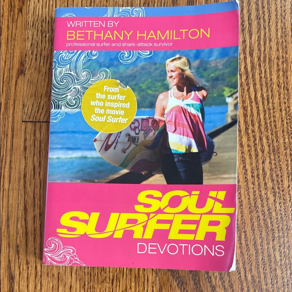 Soul Surfer Devotions by Bethany Hamilton - Pink Edition